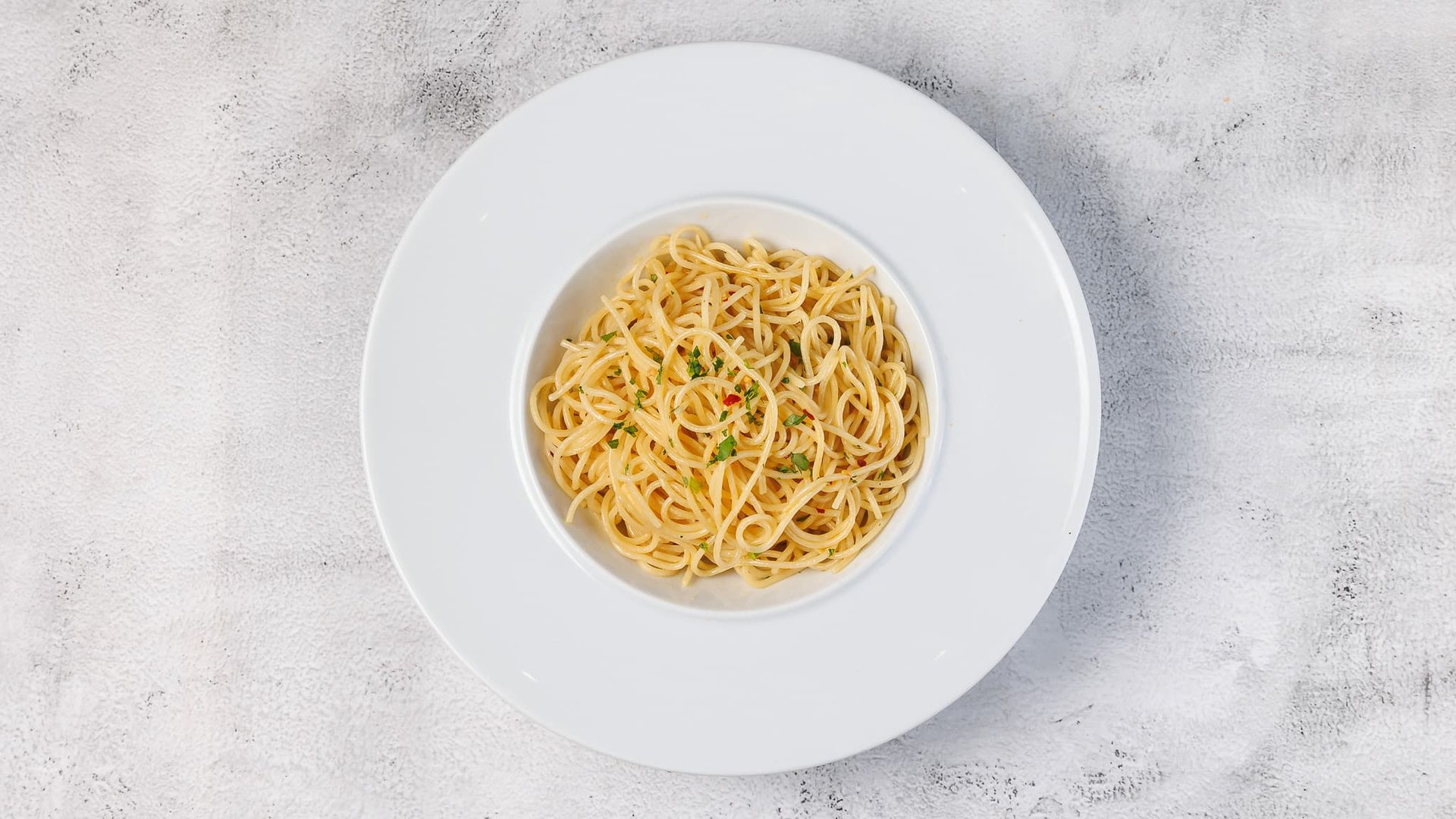 Spaghetti al oglio